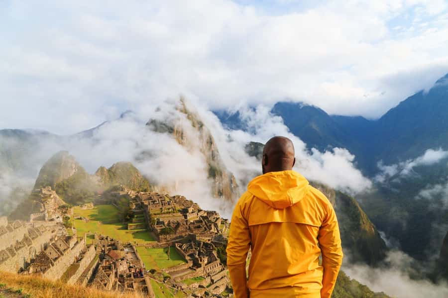 From Cusco: Machu Picchu Full-Day Guided Tour - Inside Machu Picchu: Temple of the Sun, terraces, and the observatory photo setup