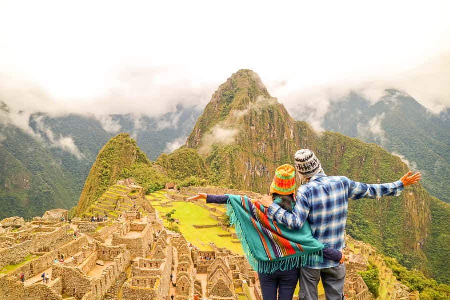 From Cusco: Machu Picchu Full-Day Guided Tour - Ollantaytambo to Aguas Calientes by train: the part that’s worth relaxing for