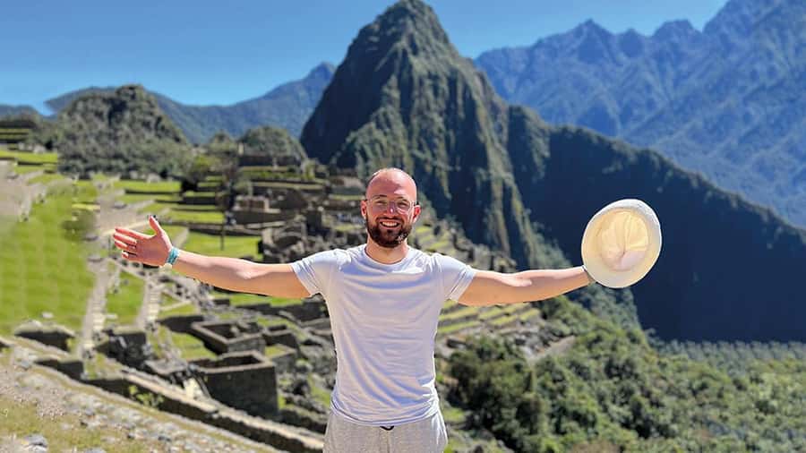 From Cusco: Machu Picchu Tour with Hiking Ticket - Should you book this Cusco-to-Machu Picchu Mountain tour?