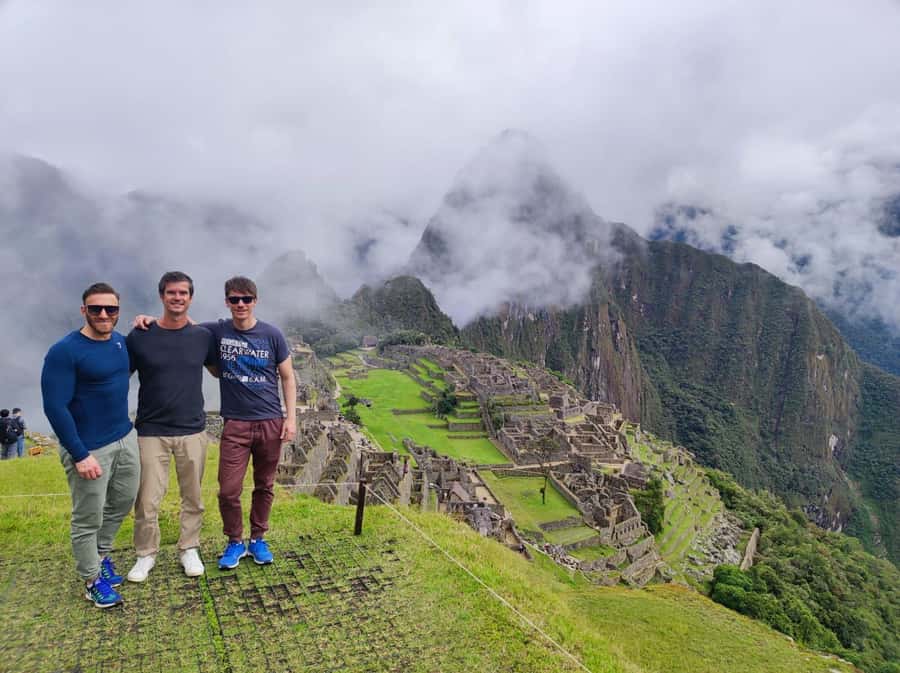 from cusco machupicchu 2 days - Overnight in Aguas Calientes: Basic, Practical, and Perfect for an Early Start