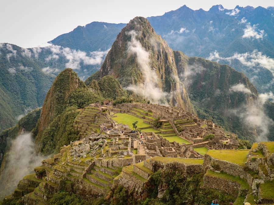 From Cusco: One-Day Round Trip to Machu Picchu by Train - Bus Up to Machu Picchu: The Part That Turns the Page