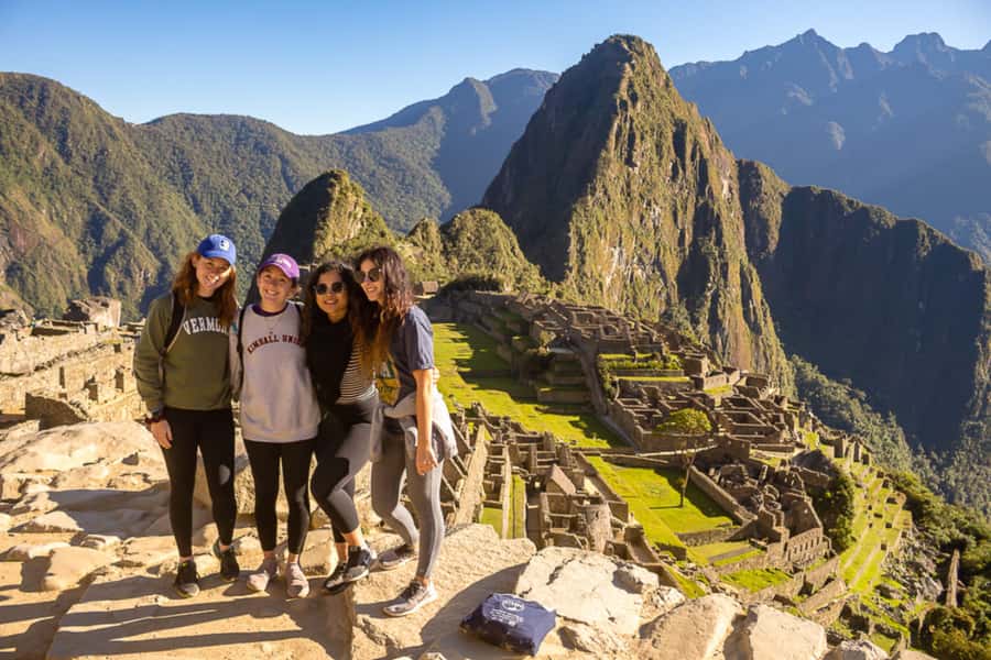 From Cusco: One-Day Round Trip to Machu Picchu by Train - Train to Aguas Calientes: Why This Routing Saves You Stress