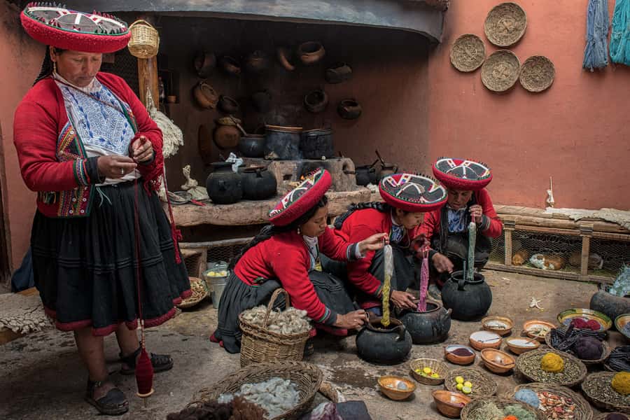 From Cusco: Sacred Valley Tour with Buffet Lunch - Chinchero’s Painted Murals and Weaving Demonstration