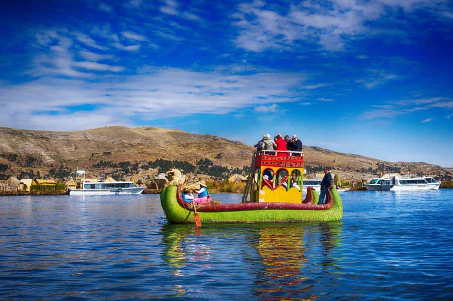 From Cusco: Titicaca Lake - Full day tour with sleeper bus - Cusco pickup at 9:00 PM and the sleeper bus to Puno