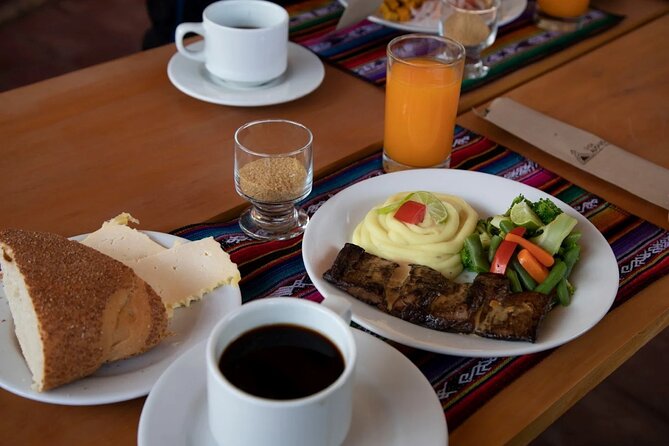 From Cusco: Vinicunca Rainbow Mountain ATV Tour with Meals - Guides and pacing: why it can feel smooth (or less informative)