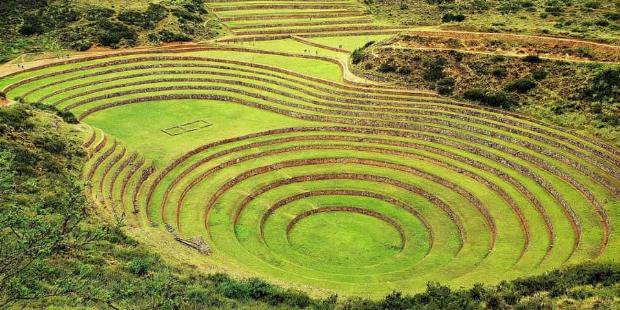 From Ollantaytambo: Moray, Maras, and Chinchero Guided Tour - Maras salt mines (Salineras): 2,000 pools still in use