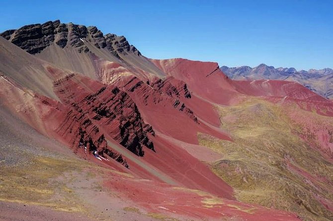 Full Day Rainbow Mountain & Red Valley View Point Tour from Cusco - Guides and group size: what “small group” means in real life