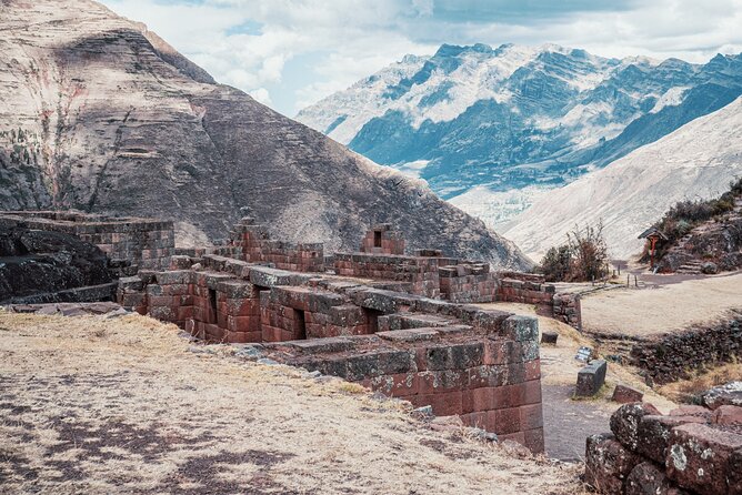 Full-Day Sacred Valley Tour from Cusco - Salinas de Maras: watching salt form from sun and water