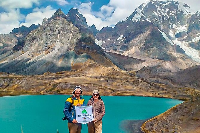 Full-Day Tour to Ausangate 7 Lakes - Ausangate 7 lagoons: the hike’s best moments (and the altitude reality)