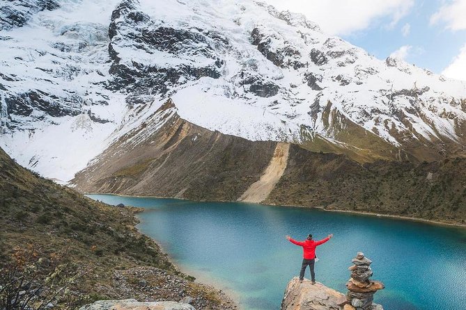 Full-Day Trek to Humantay Lake from Cusco with Guide - Oxygen, first aid, and the altitude reality check