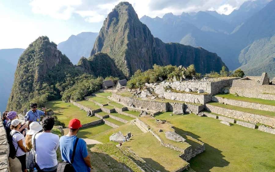 Guide in Machu Picchu - Small-group flow: what it feels like on the ground