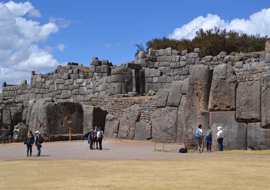 In Cusco: Saqsaywaman, Qenqo, Pukapukara, Tambomachay. - Key things worth clocking before you go