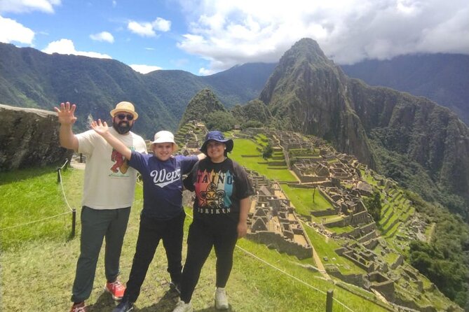 Machu Picchu Day Trip from Cuzco - The Expedition train to Aguas Calientes: the easy part that still feels special
