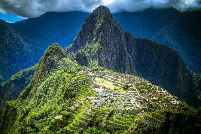 Machu Picchu Full Day Tour from Cusco(Small Groups ) - Inside Machu Picchu: a 2-hour guided tour that gives you a map for meaning