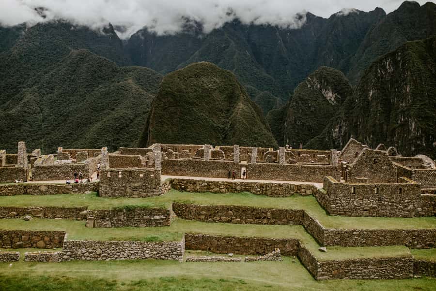 Machu Picchu: Full-Day Tour from Cusco with Optional Lunch - Entering Machu Picchu: guided meaning, not just viewing