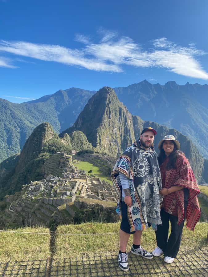 Machu Picchu: Group Guided Tour - The guide experience: patience, humor, and photos that look like you hired a pro