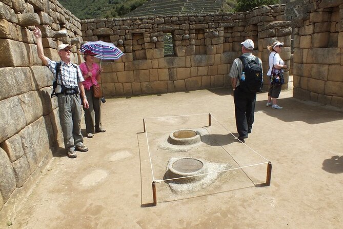 Machu Picchu Private Archaeological and Historical Guided Tour - What makes this Machu Picchu tour work (private guide, not just directions)
