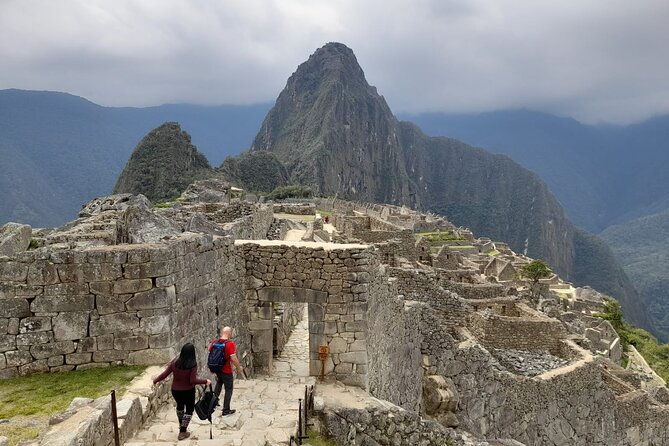Machu Picchu Private Archaeological and Historical Guided Tour - Machu Picchu circuit time: what the guide actually walks you through