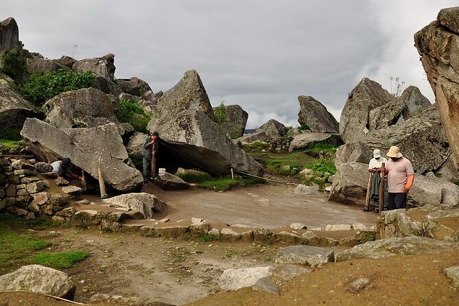 Machu Picchu Private Archaeological and Historical Guided Tour - Fog, timing, and why patience is part of the tour