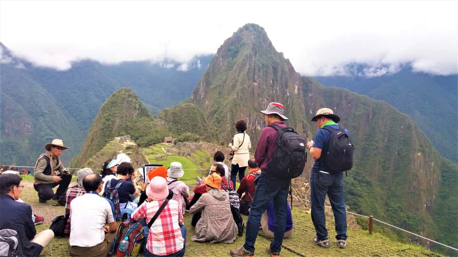 Machu Picchu: Private Tour Guide Service - The 2-Hour Guided Walk: What You’ll See at Machu Picchu