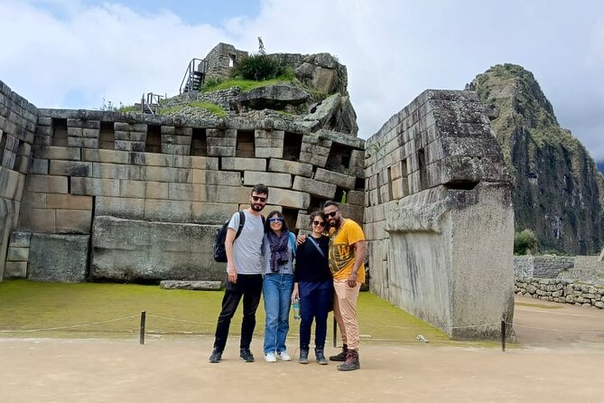 Machu Picchu Small Group Day Tour from Cusco - Machu Picchu with a guide: main sectors in about 2.5 hours