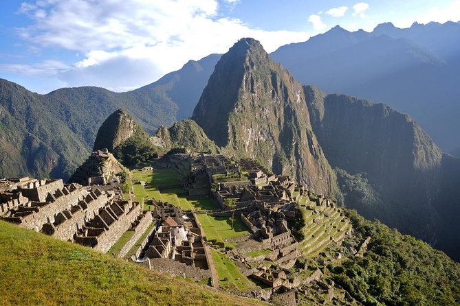 Machu Picchu Tour By Train (2 Days) - Day 2 Sunrise at Machu Picchu: Guided Citadel + Free Wandering