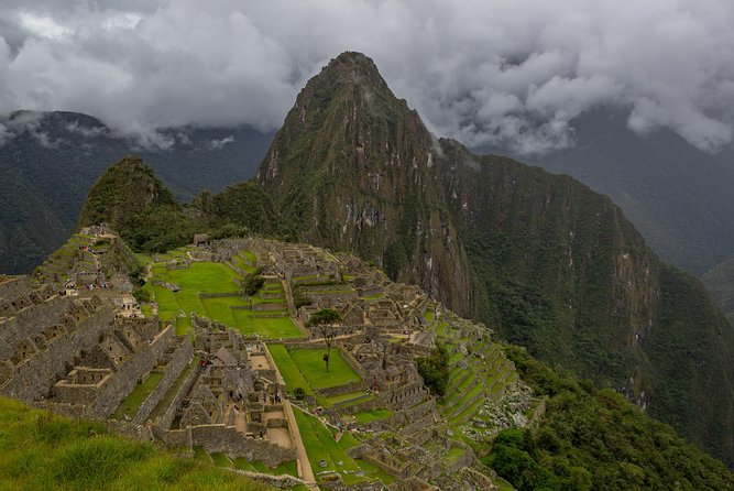 Machu Picchu Tour by Vistadome Panoramic Train from Cusco - Lunch back in Aguas Calientes, plus the downhill reset