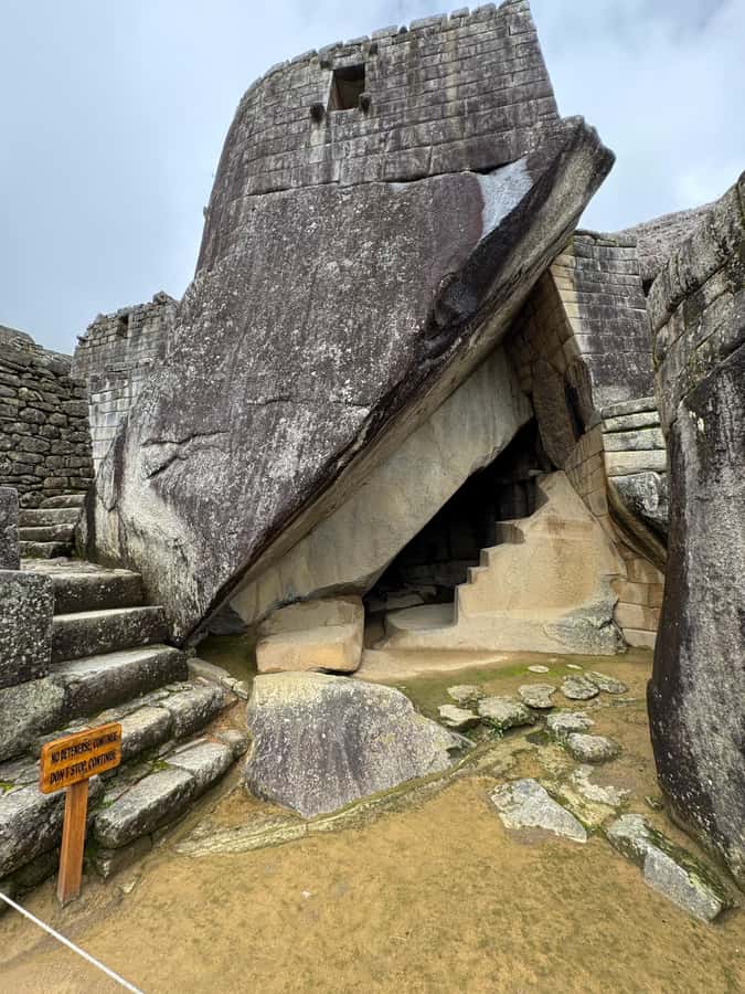 Machu Picchu: Tour Guide Service & Entrance Ticket Circuit-2 - Small group size: the quiet advantage at a crowded site