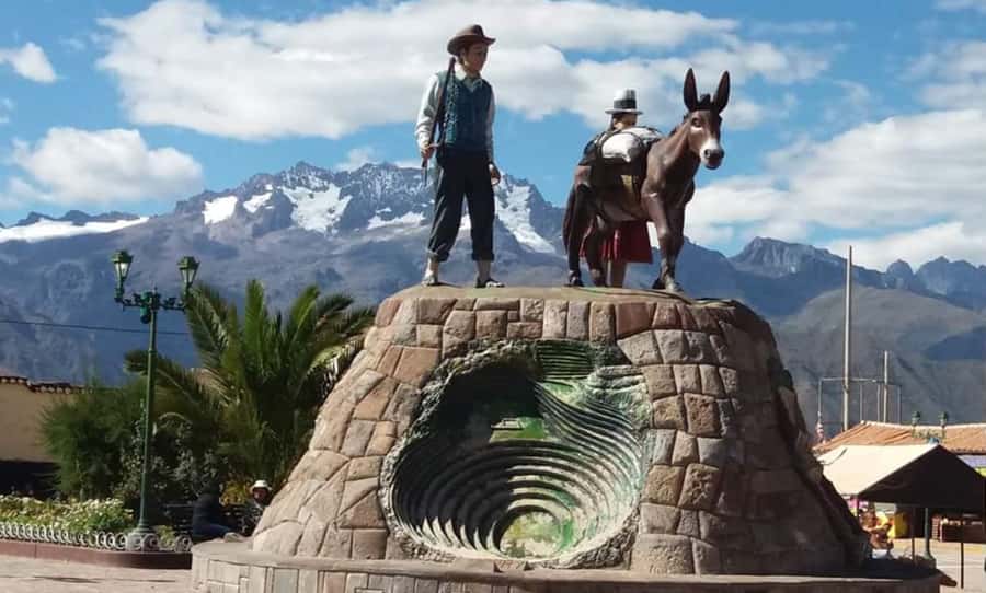 Maras Moray Sacred Valley Tour from Cusco - Moray: Inca Terraces and the Mystery of Working the Land