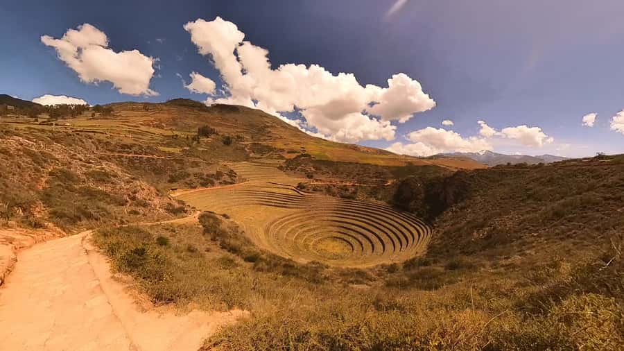 Moray and Maras half day tour - Inside the Maras Salt Mines: The Extraction Process Up Close