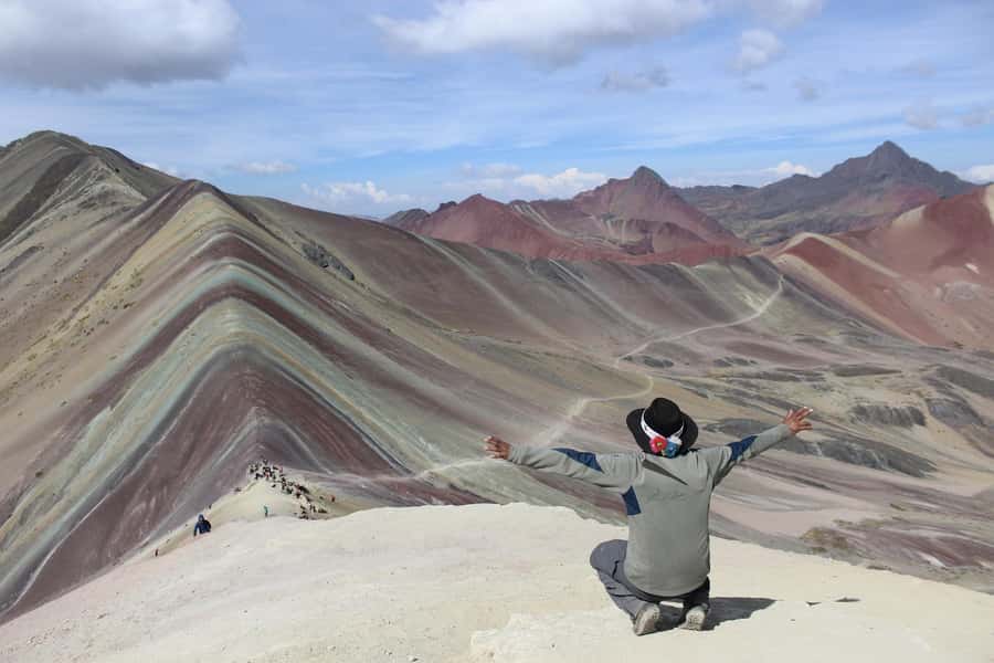 One day tour to Rainbow Mountain and Red Valley (optional) - Breakfast, lunch, and altitude basics: what to eat and what to wear