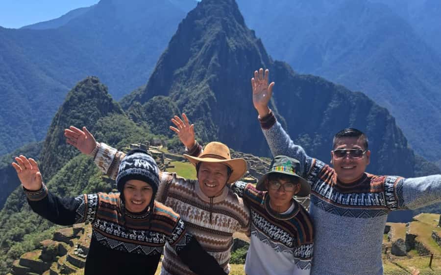 Peru in 5 days: Lima, Cusco, Machupicchu & Rainbow Mountain - Rainbow Mountain: an early start, a steady walk, and lunch included