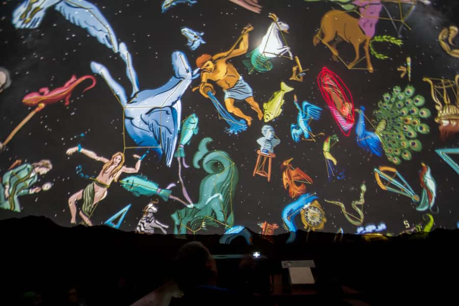 Planetarium Cusco OFFICIAL SITE: Andean Astronomy experience - Plaza Regocijo to the Planetarium: how the night starts