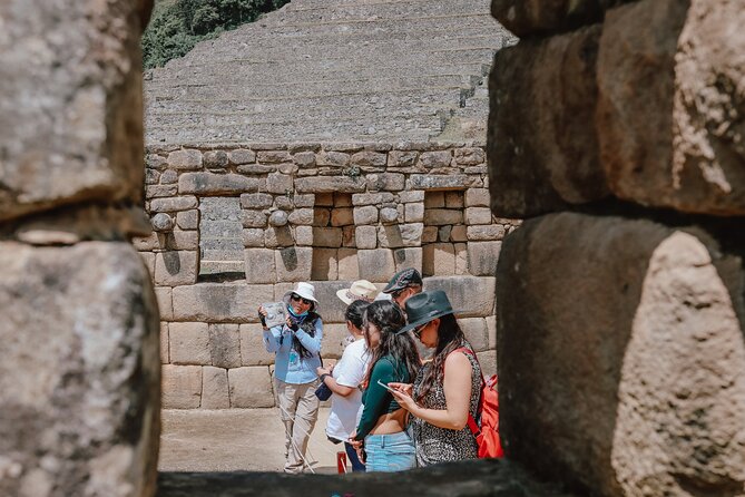 Private Machu Picchu Day Tour by Panoramic Train - Machu Picchu with a private guide: what you should expect on site