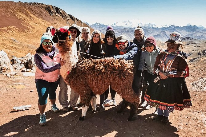 Private Palccoyo Rainbow Hike Without the Crowds - Why Palccoyo Feels More Like Peru and Less Like a Line