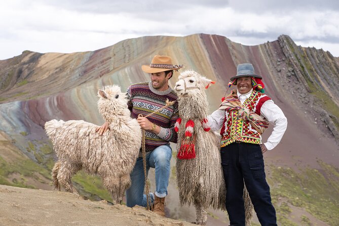 PRIVATE Palccoyo Rainbow Mountain tour - Alpacas, Llamas, and Colonial Bridges: The Stops That Add Variety
