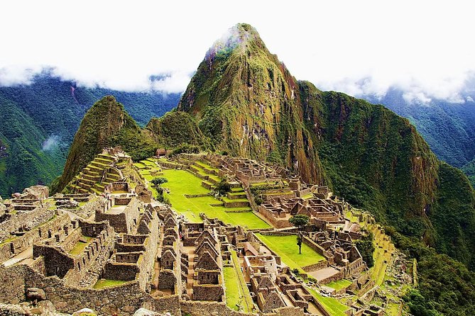 Private Tour: 2-Day Exploration of the Sacred Valley and Machu Picchu - Day 1 from 8:00 AM: Chinchero, Moray, Maras, then the train to Aguas Calientes