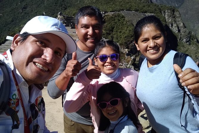 Private Tour Guide in Machupicchu from Aguas Calientes. - Getting from Aguas Calientes to the main entrance fast