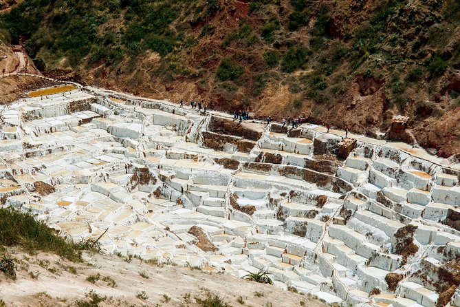 Private Tour Sacred Valley, Chinchero, Maras Moray, Ollantaytambo - Pisac: terraces and the cemetery-focused archaeological center