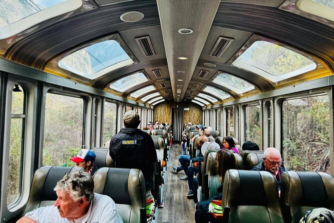 Private Tour to Sacred Valley and Machu Picchu from Cusco - Lunch in the Sacred Valley: fuel before the train day