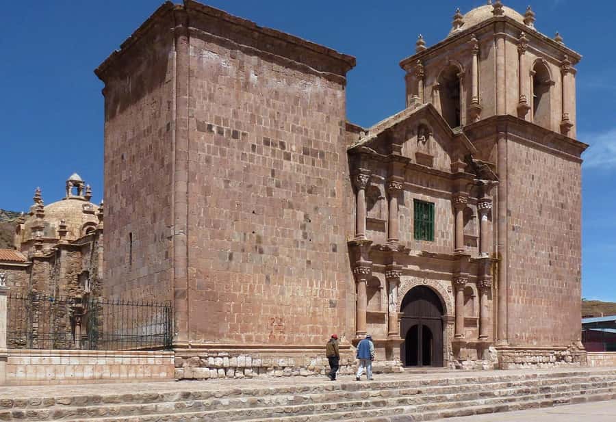 Puno: Route Of The Sun to Cusco with Lunch and Ticket Option - Andahuaylillas: The Church of San Pedro Apóstol Inside