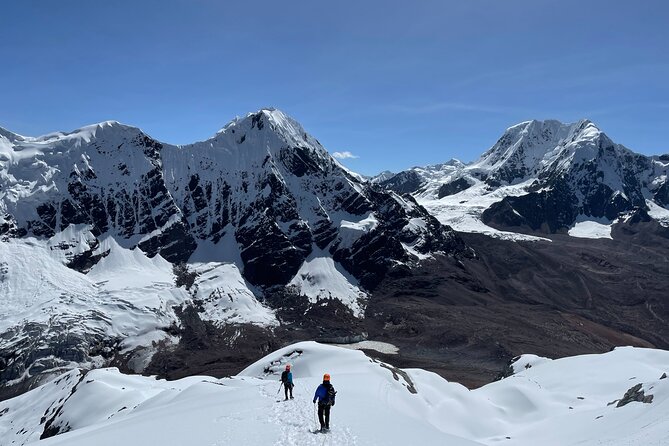 Qampa Climbing 2 Days in Ausangate - Day 2 at 2:30 a.m.: Moraine to Glacier, Then the Qampa Summit