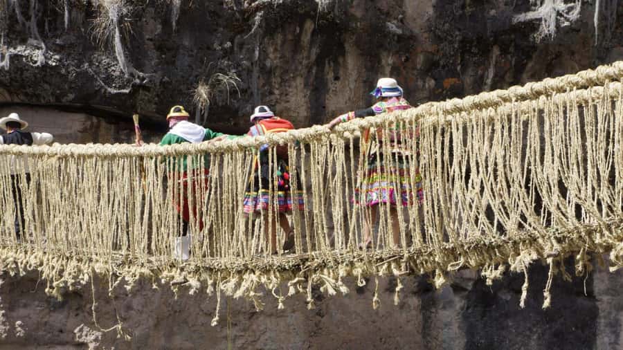 Queswachaka : Tour Inca bridge - Quehue to Queswachaka: what to look for at the suspension bridge