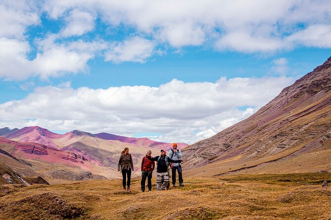 Rainbow Mountain and Red Valley Hike – 2 Days / 1 Night - Day 2 at Vinicunca: coca tea start and the early viewpoint advantage