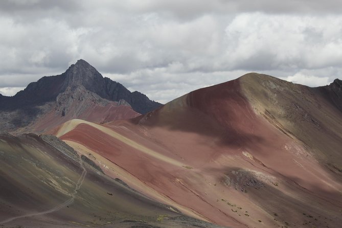 Rainbow Mountain Tour Vinicunca (Full Day) - Rainbow Mountain (Vinicunca) in one day: what makes it special