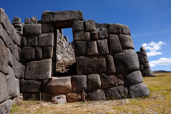 Sacsayhuaman Temple, Tambomachay and Puca Pucara Half-Day Tour - Sacsayhuaman: The Massive Stones and Panoramic Cusco Views