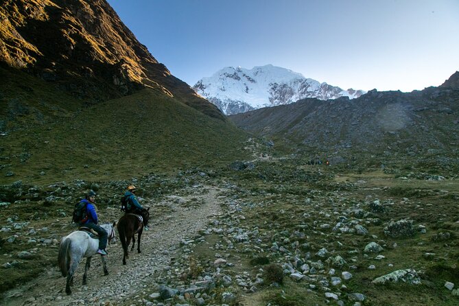 Salkantay Trek Challenge – 3 Days / 2 Nights - Day 2: Santa Teresa Valley hike, La Playa coffee experience, and the Hidroeléctrica river walk