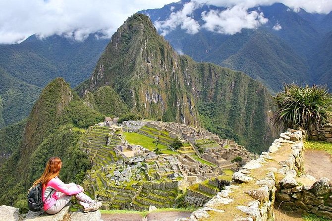 Short Inca Trail 2 Day Hike to Machu Picchu with Permits & Train - What to expect on the trail: altitude, pace, and simple comfort
