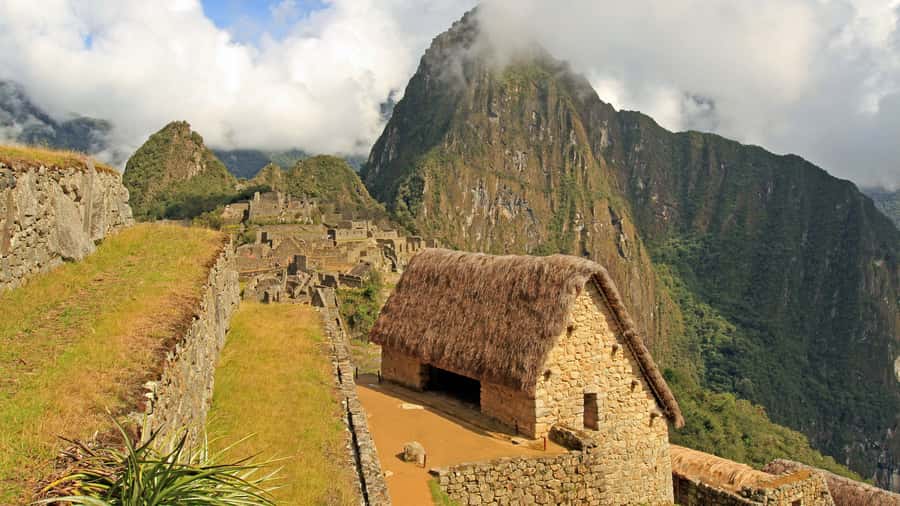 Tour Machu Picchu + Mountain of Huayna Picchu 2 days - Day 1: Cusco to Aguas Calientes, with a real afternoon buffer