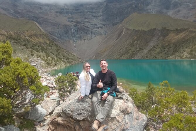 Tour to the HUMANTAY LAGOON from CUSCO - Reaching the lagoon: photo guidance and the best time to pause